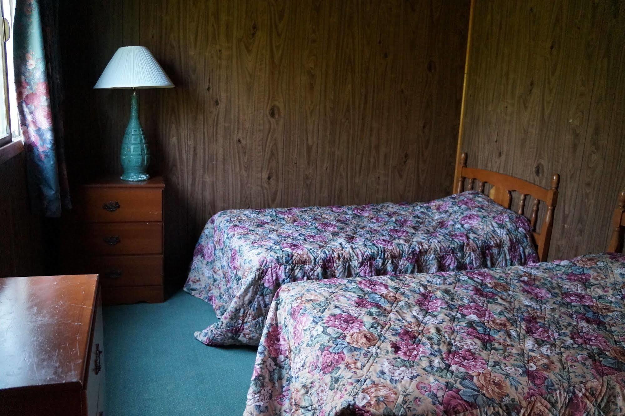 Tobermory Lodge & Motel Dış mekan fotoğraf