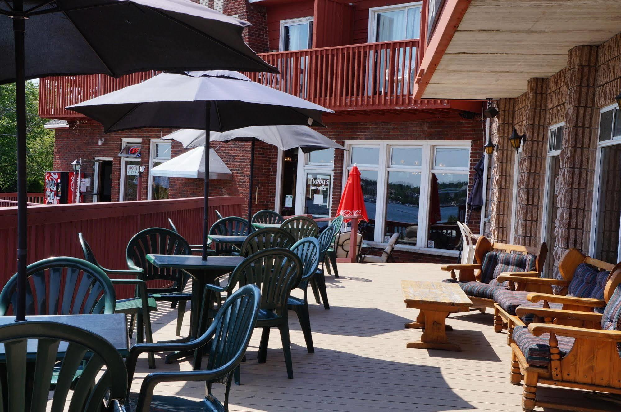 Tobermory Lodge & Motel Dış mekan fotoğraf