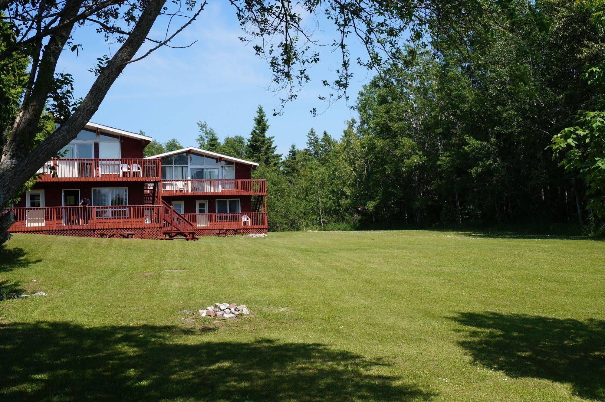 Tobermory Lodge & Motel Dış mekan fotoğraf